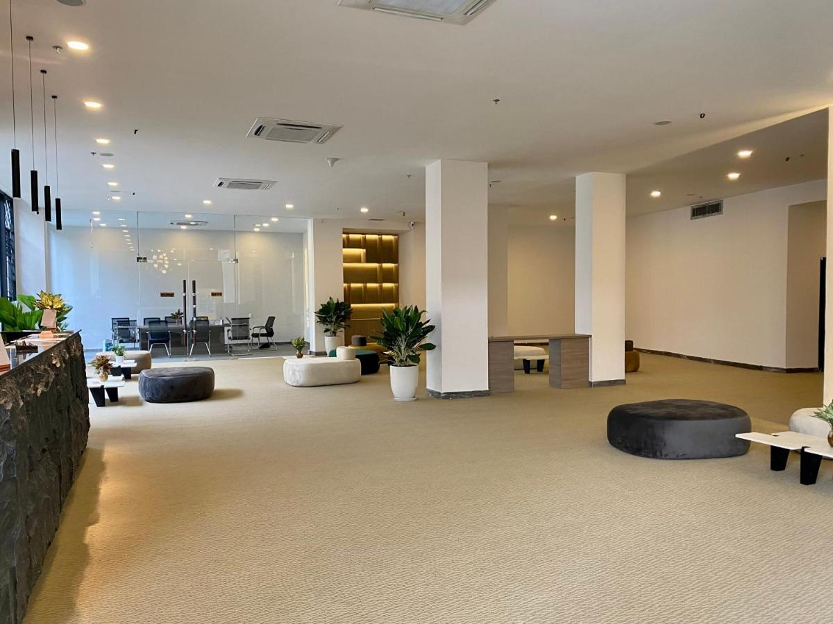 The Arrivals - Cozy Hotel - Pool & Skybar - Sgcenter Ciudad Ho Chi Minh  Exterior foto